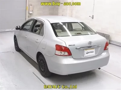 Toyota BELTA  с аукциона в Японии