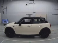 BMW MINI лот № 38132 оценка 4.5  с аукциона в Японии 3