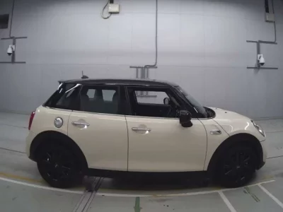 BMW MINI  с аукциона в Японии