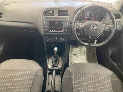 Volkswagen POLO  с аукциона в Японии