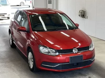 Volkswagen POLO  с аукциона в Японии