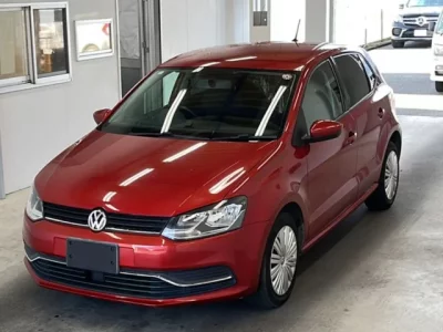 Volkswagen POLO  с аукциона в Японии