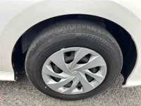 Toyota YARIS лот № 30077 оценка 5  с аукциона в Японии 8