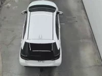 Toyota YARIS лот № 30077 оценка 5  с аукциона в Японии 9