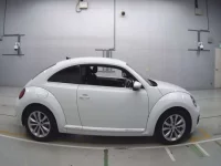Volkswagen THE BEETLE лот № 38140 оценка 4.5  с аукциона в Японии 2