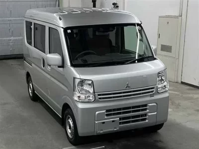 Mitsubishi MINICAB VAN