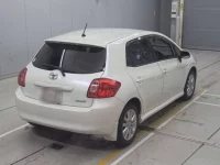 Toyota AURIS лот № 10158 оценка RA  с аукциона в Японии 1