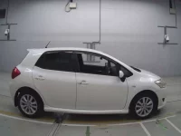 Toyota AURIS лот № 10158 оценка RA  с аукциона в Японии 2