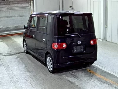 Daihatsu TANTO  с аукциона в Японии
