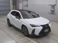 Lexus UX лот № 36130 оценка 5  с аукциона в Японии 4
