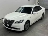 Toyota CROWN лот № 15023 оценка 3.5  с аукциона в Японии 3