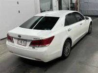 Toyota CROWN лот № 15023 оценка 3.5  с аукциона в Японии 4