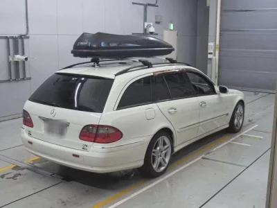 Mercedes-Benz E CLASS WAGON