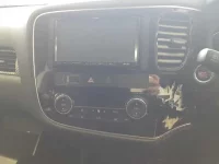 Mitsubishi OUTLANDER лот № 10181 оценка R  с аукциона в Японии 9