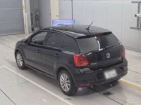 Volkswagen POLO лот № 38169 оценка 5  с аукциона в Японии 5