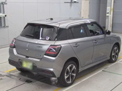 Suzuki SWIFT  с аукциона в Японии
