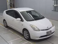 Toyota PRIUS лот № 10186 оценка 4  с аукциона в Японии 4