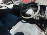 Mitsubishi CANTER лот № 6220 оценка 3  с аукциона в Японии 2