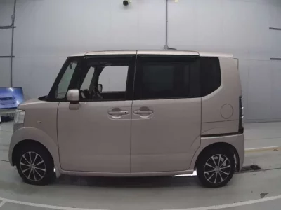 Honda N BOX PLUS
