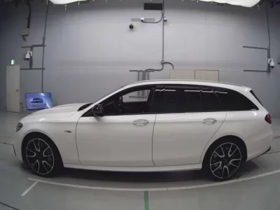 Mercedes-Benz AMG  с аукциона в Японии