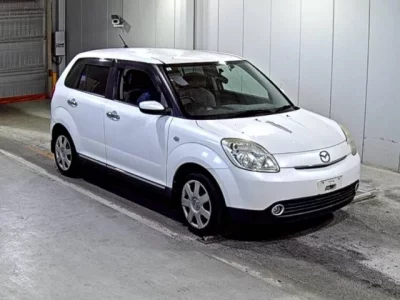 Mazda VERISA  с аукциона в Японии