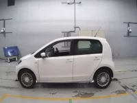 Volkswagen UP лот № 38176 оценка 4.5  с аукциона в Японии 3