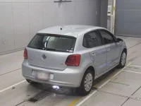 Volkswagen POLO лот № 38174 оценка 4  с аукциона в Японии 1