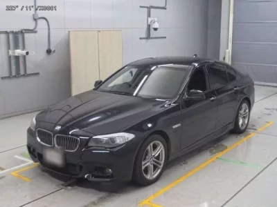 BMW 5-Series  с аукциона в Японии