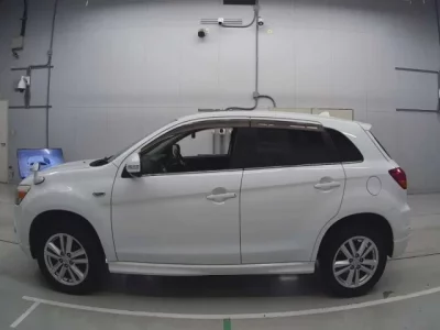 Mitsubishi RVR  с аукциона в Японии