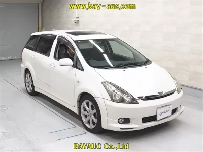Toyota WISH  с аукциона в Японии