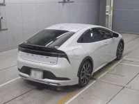Toyota PRIUS PHV лот № 36159 оценка 5  с аукциона в Японии 1