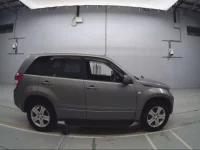 Suzuki ESCUDO лот № 10204 оценка 3.5  с аукциона в Японии 2