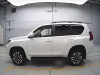 Toyota LAND CRUISER PRADO лот № 30006 оценка 4.5  с аукциона в Японии 3