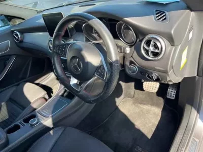 Mercedes-Benz CLA CLASS