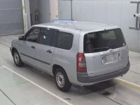 Toyota SUCCEED лот № 10212 оценка R  с аукциона в Японии 5