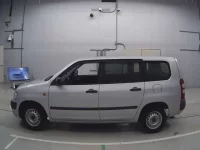 Toyota SUCCEED лот № 10212 оценка R  с аукциона в Японии 3