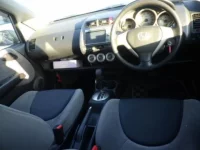 Honda FIT лот № 8176 оценка 3.5  с аукциона в Японии 2