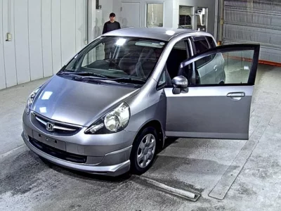 Honda FIT  с аукциона в Японии