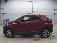 Toyota C-HR лот № 30007 оценка 4.5  с аукциона в Японии 3