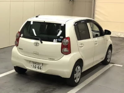 Toyota PASSO  с аукциона в Японии