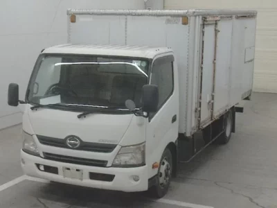 Hino DUTRO  с аукциона в Японии