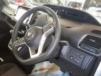 Nissan SERENA лот № 30010 оценка 3.5  с аукциона в Японии 6