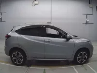 Honda VEZEL лот № 30014 оценка 4  с аукциона в Японии 2