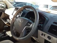 Toyota LAND CRUISER PRADO лот № 30013 оценка 4  с аукциона в Японии 6