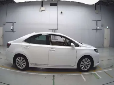Lexus HS