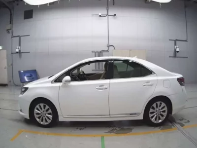 Lexus HS