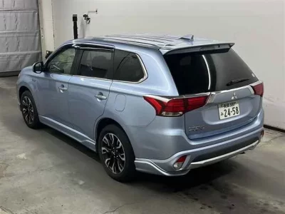 Mitsubishi OUTLANDER PHEV