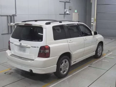 Toyota KLUGER  с аукциона в Японии