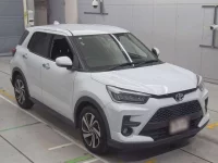 Toyota RAIZE лот № 30025 оценка 4  с аукциона в Японии 4