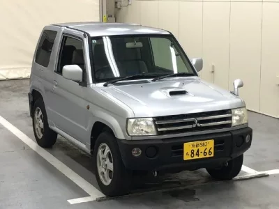 Mitsubishi PAJERO MINI